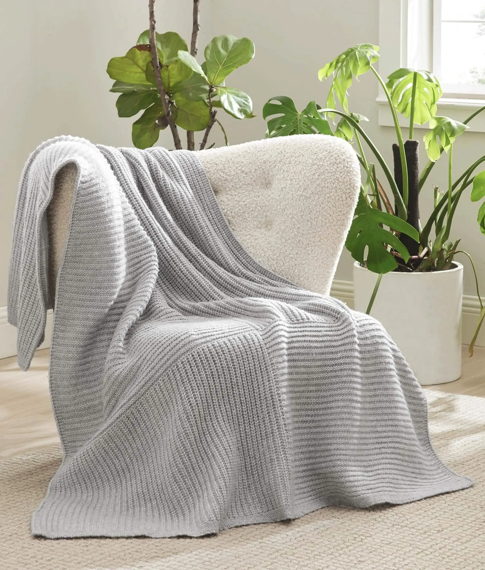 Air Yarn Knit Throw Blanket