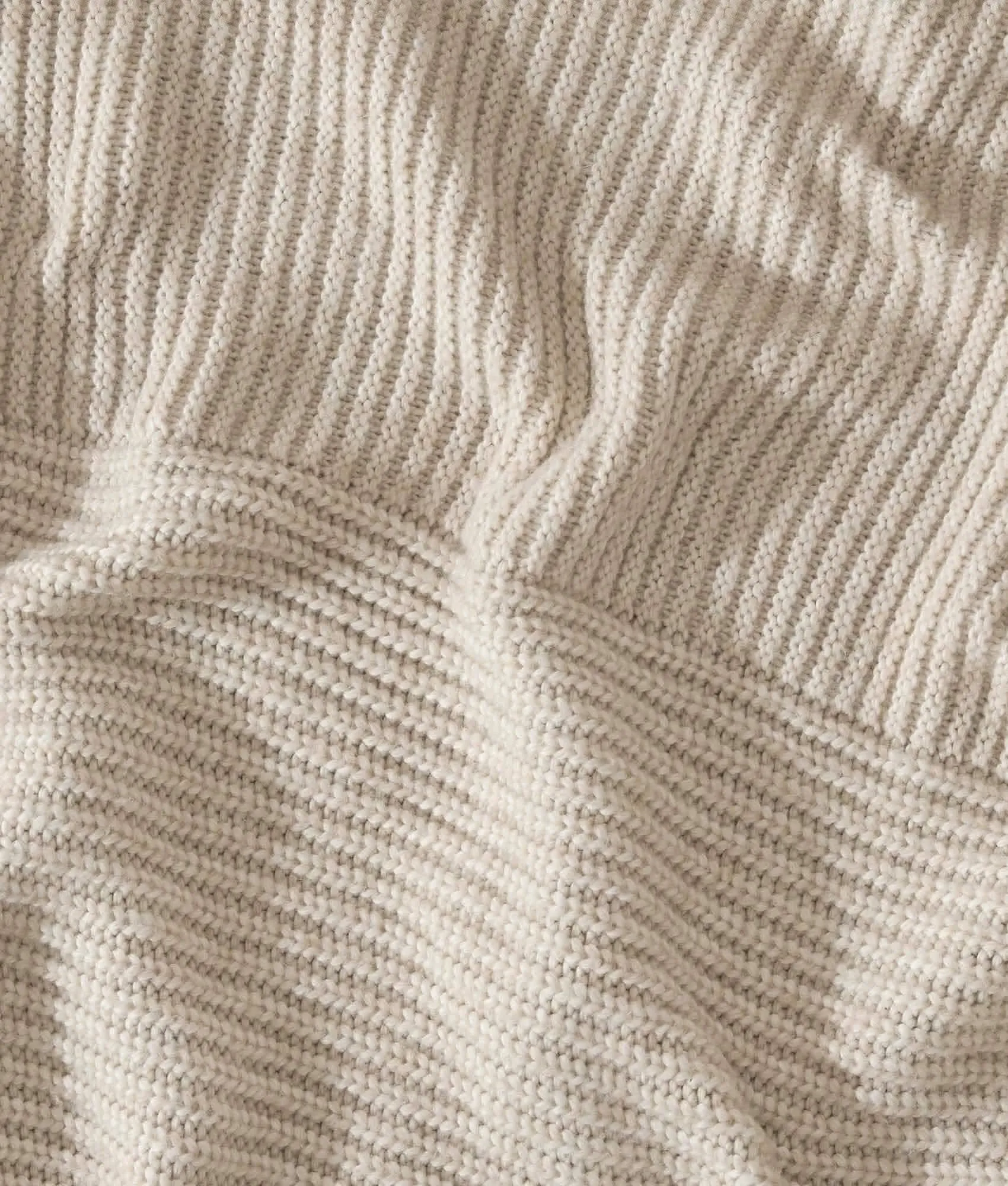 Air Yarn Knit Throw Blanket