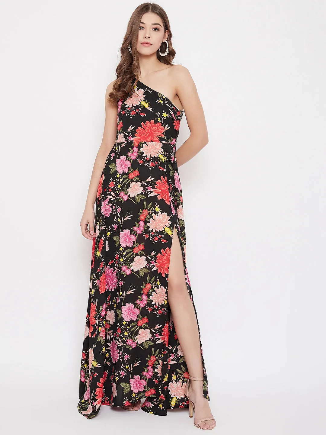 Berrylush Women Black Floral Printed One Shoulder Maxi Dress