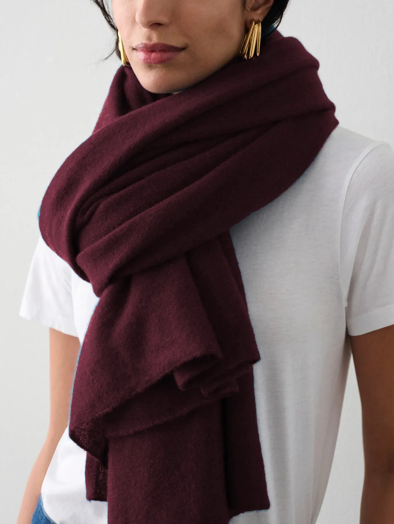 Cashmere Travel Wrap - Deep Beet