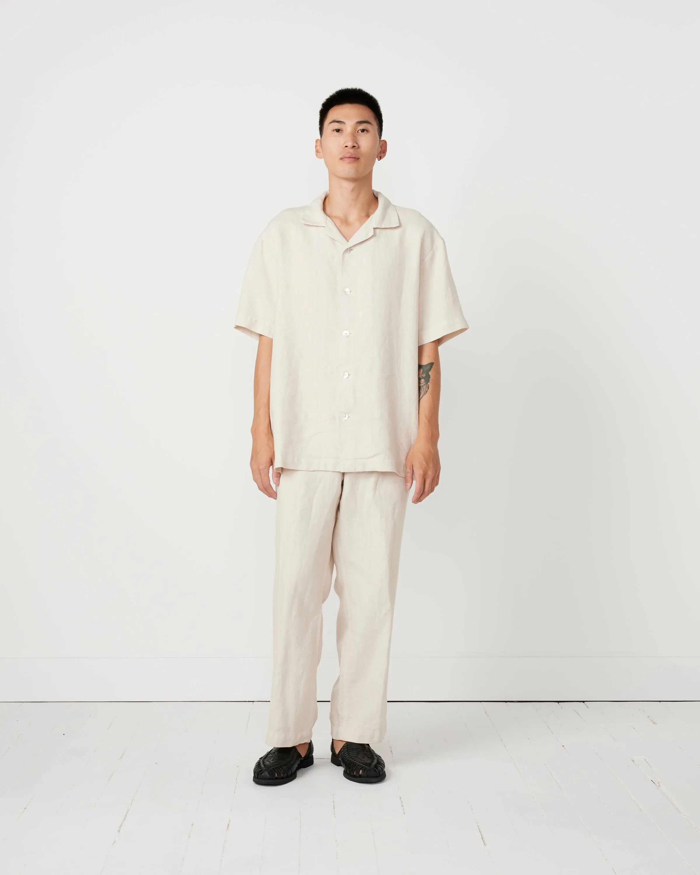 Linen Tab Trouser in Sand