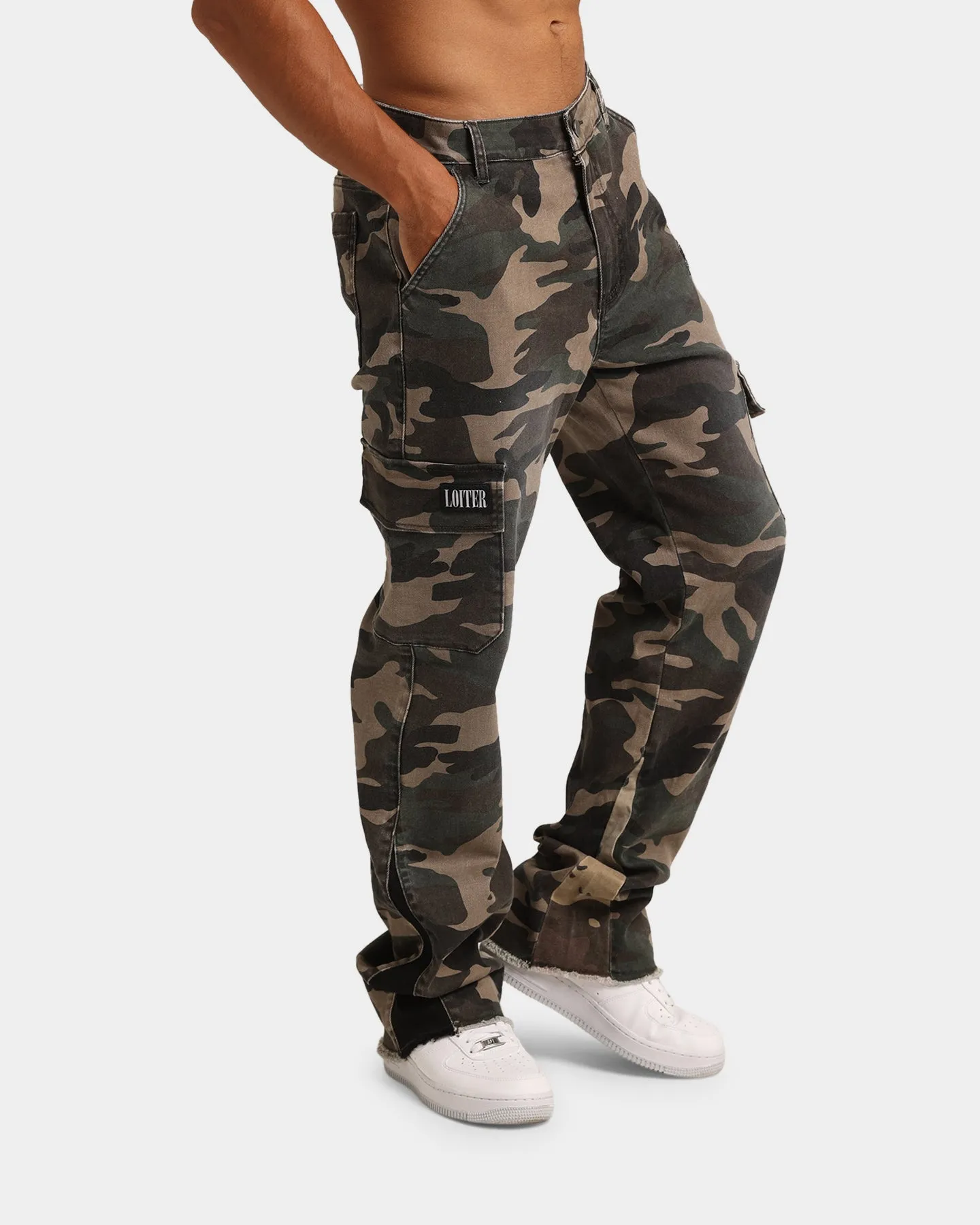 Loiter Tracker Flare Cargo Pants Camo