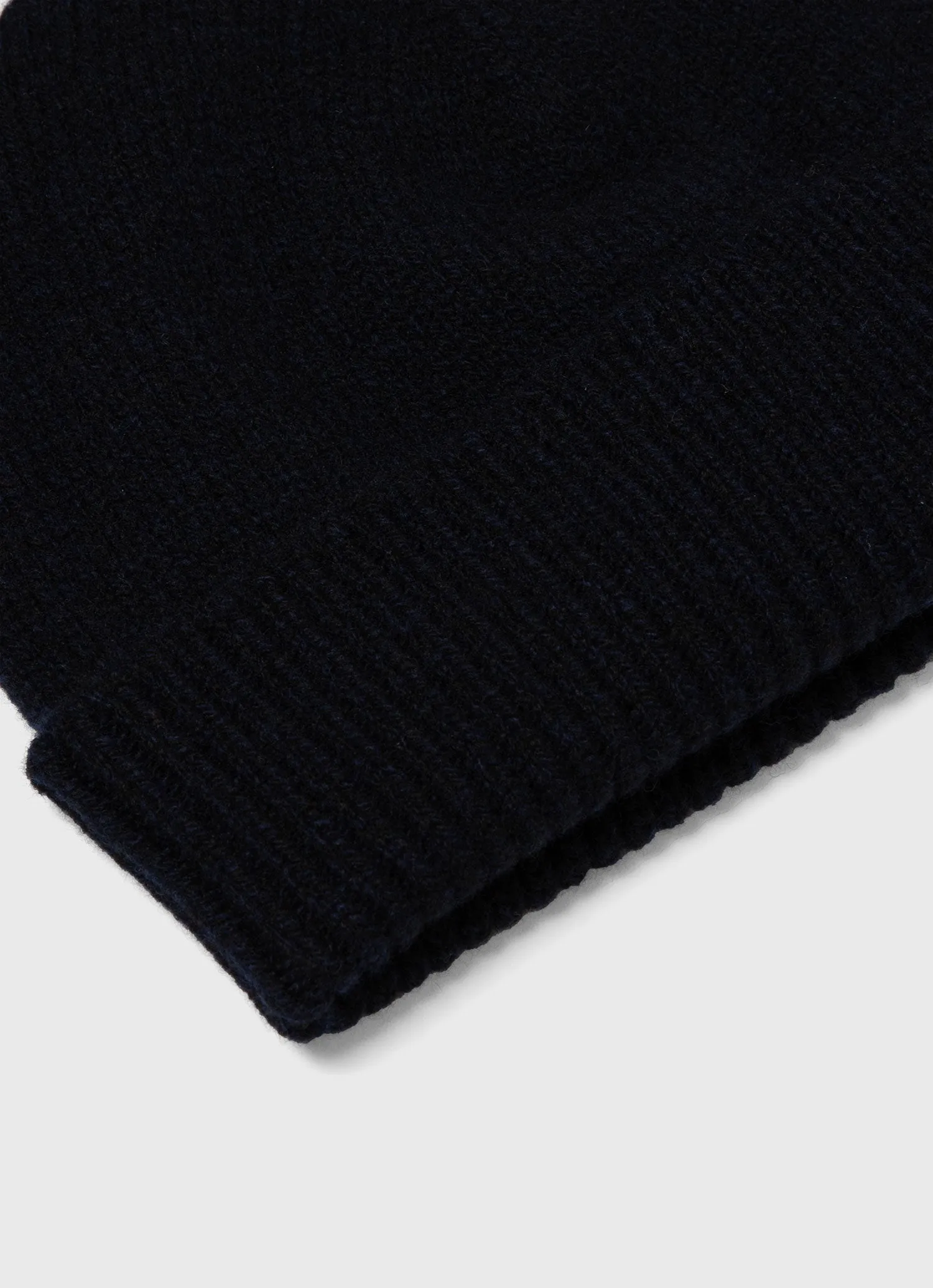 Scottish Lambswool Hat in Dark Navy Mouline