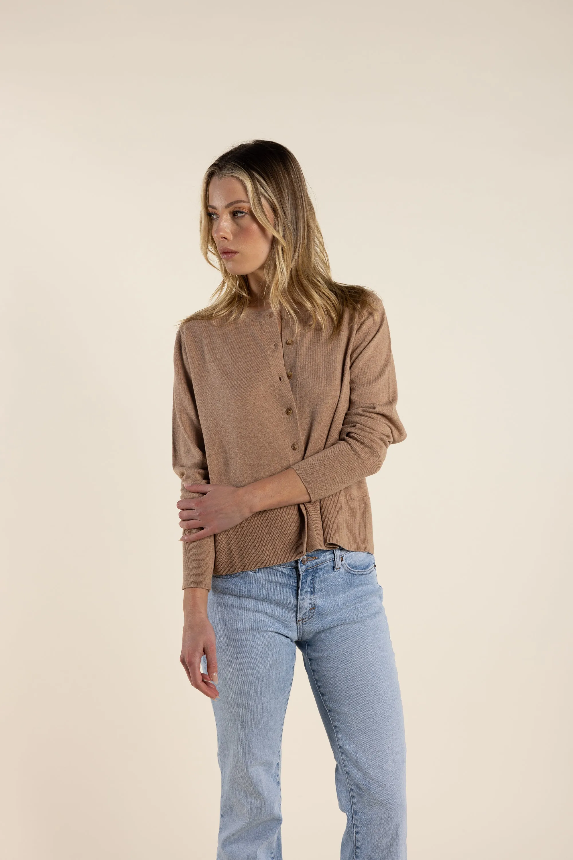 Two T's - Wool Cropped Cardigan Camel